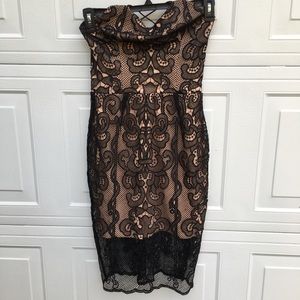 NWT Q&A BLACK LACE MIDI SIZE SMALL